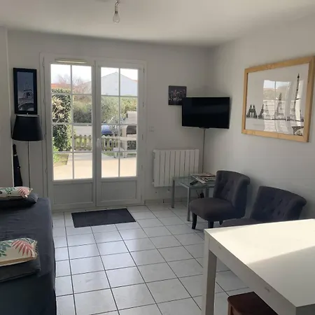 La Loubine De La Paree فيلة